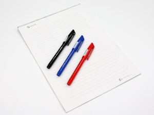 紙とペン３色